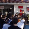 Des élèves de l’ÉÉI jouent les musiciens à Cuba