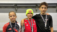 Trois patineurs de vitesse de l’école secondaire De Mortagne débutent leur saison avec brio!